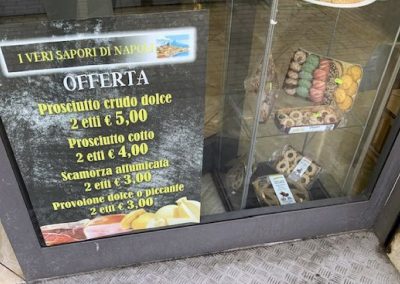 Prodotti tipici napoletani Ostia